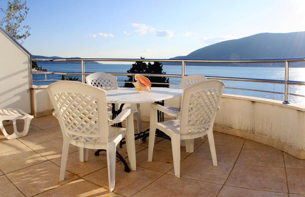 Apartments Villa Kukoljac Χέρτσεγκ Νόβι Δωμάτιο φωτογραφία